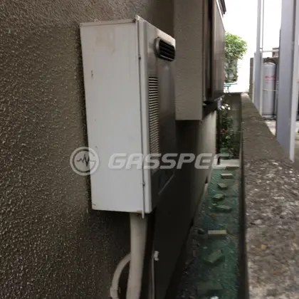 施工前の給湯器（RGE24BV1-S）