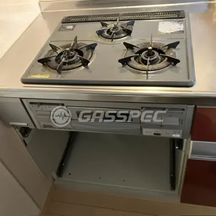 施工前のビルトインガスコンロ（RB32AH2S）