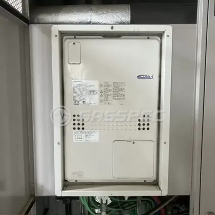 施工前の暖房熱源機（GTH-C2441SAWX3H-H）