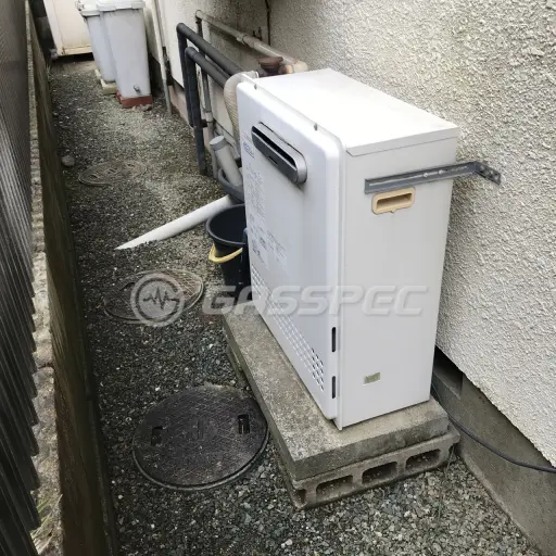 交換前の給湯器（ノーリツ GT-C2042ARX-MB）