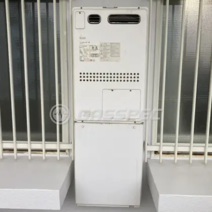 施工前の暖房熱源機（GTH-2413AWXH）