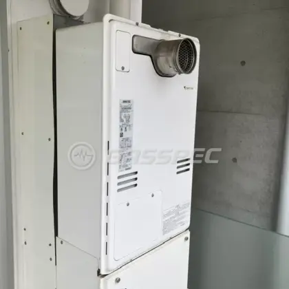 施工前の暖房熱源機（RUFH-V2403SAT2-3(B)）