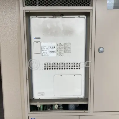 施工前の暖房熱源機（GTH-2417AWX3H-H）