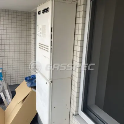 施工前の暖房熱源機（GTH-2434AWX3H）