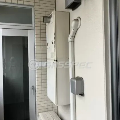 施工前の暖房熱源機（RUFH-V2403AT2-3）
