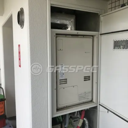 施工前の暖房熱源機（RUFH-V2403AU2-3）