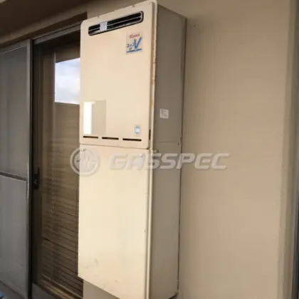 施工前の給湯器（RUF-V2401SAW）