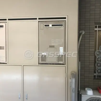 施工前の暖房熱源機（RUFH-2405AW2-3）