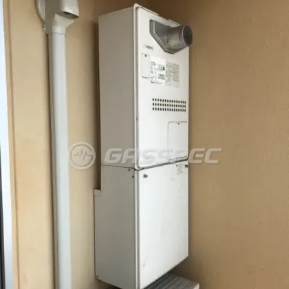 施工前の暖房熱源機（GTH-2434SAWX3H-T）