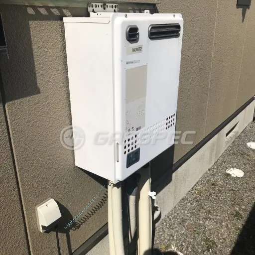 交換前の給湯器（ノーリツ GT-2422AWX）