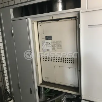 施工前の暖房熱源機（GTH-2413AWXH-H）