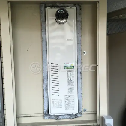 施工後の暖房熱源機（リンナイ RUFH-SA2400AT2-6）