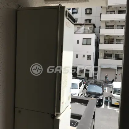 施工前の給湯器（OURB-1651SAQ）