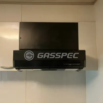 施工前のレンジフード（QG60ABW1）
