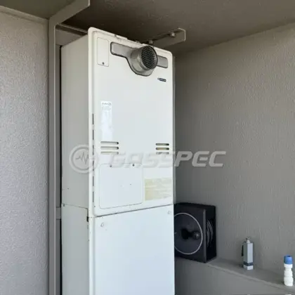 施工前の暖房熱源機（RUFH-V2403AT2-3(A)）