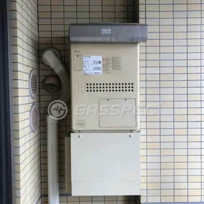 施工前の暖房熱源機（GTH-2417AWX3H-L）