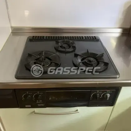 施工前のビルトインガスコンロ（RBG-31B7FS-R）