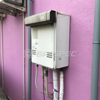 施工前の給湯器（GT-2422SAWX）