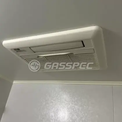 施工前の浴室乾燥機（RBH-C331K3SN(A)）