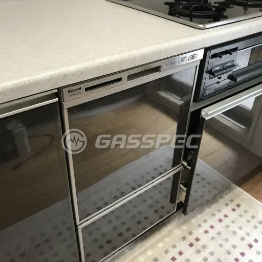 交換前のビルトイン食洗機（パナソニック NP-P45M1PS）