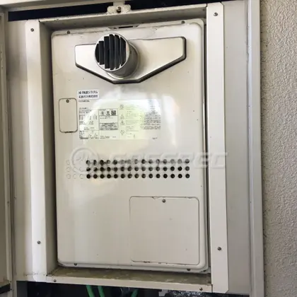 施工前の暖房熱源機（GTH-2434AWX-T）