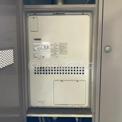 施工前の暖房熱源機（GTH-2413AWXH-H）