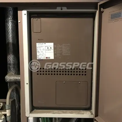 施工前の暖房熱源機（GTH-2413AWXH-H）