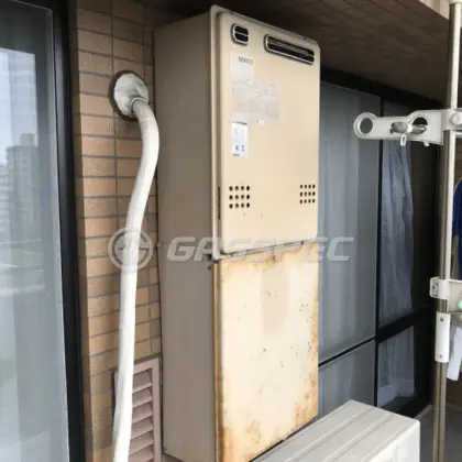 施工前の給湯器（GT-2412SAWX）