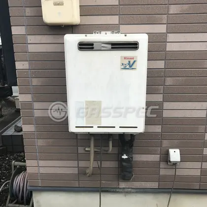 施工前の給湯器（RUF-V2001SAW）