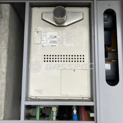 施工前の暖房熱源機（GTH-2434SAWX3H-T）