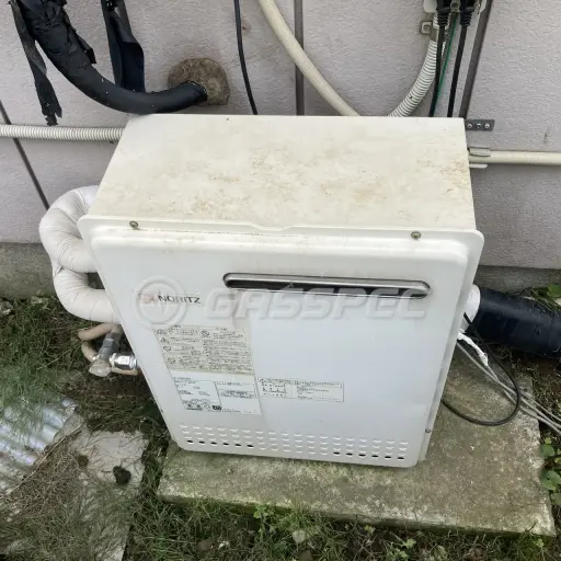 交換前の給湯器（ノーリツ GT-2050SARX）