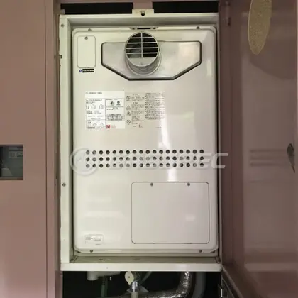 施工前の暖房熱源機（GTH-2413SAWXH-T）