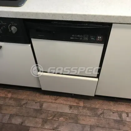 施工前のビルトイン食洗機（NP-P45X1P1AA）