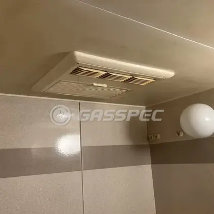 施工前の浴室乾燥機（FTMB2806）