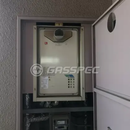 施工前の給湯器（GQ-1620AW-T）