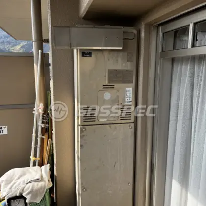 施工前の給湯器（RUFH-2405AA2-1）
