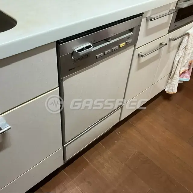 交換前のビルトイン食洗機（ナショナル（松下） S46EW2）