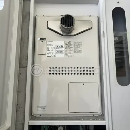 施工前の暖房熱源機（GTH-2434AWX3H-T）