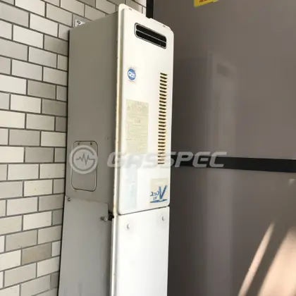 施工前の給湯器（RUF-VS1611SAW）