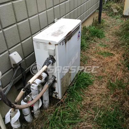 施工前の給湯器（FP246AZR）