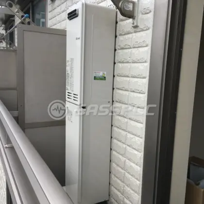 施工後の給湯器（リンナイ RUX-VS1616W-E）
