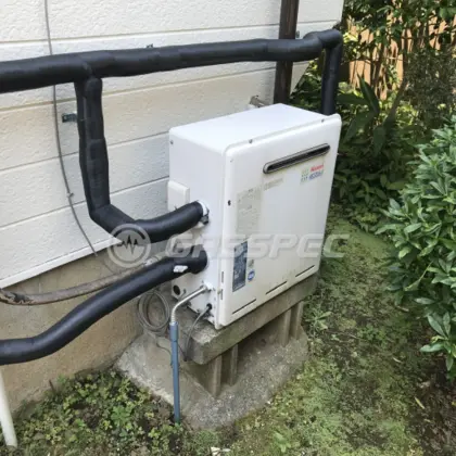 施工前の給湯器（RFS-K2401A）