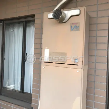 施工前の給湯器（RUF-V2400SAT-1）