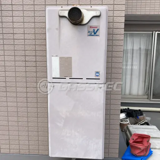 交換前の給湯器（リンナイ RUF-A2800SAT）