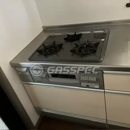 施工前のビルトインガスコンロ（ZGFNL6R07PSE）