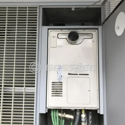 施工前の暖房熱源機（RUFH-V2400SAT2-6）