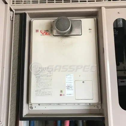 施工前の給湯器（YM2436RTSA）