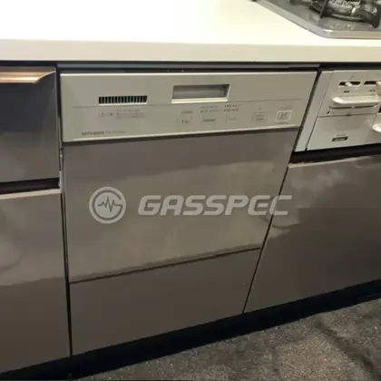 施工前のビルトイン食洗機（EW-DP45SM）