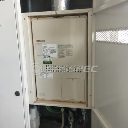 施工後の給湯器（ノーリツ GTH-2444AWX3H-H-1 BL）