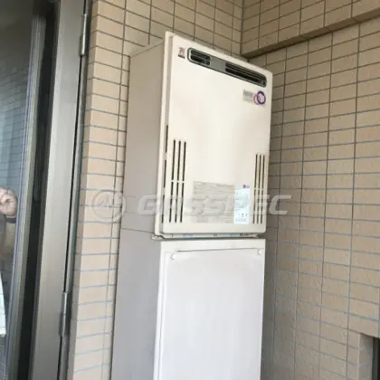 施工前の給湯器（GX-241ZW）